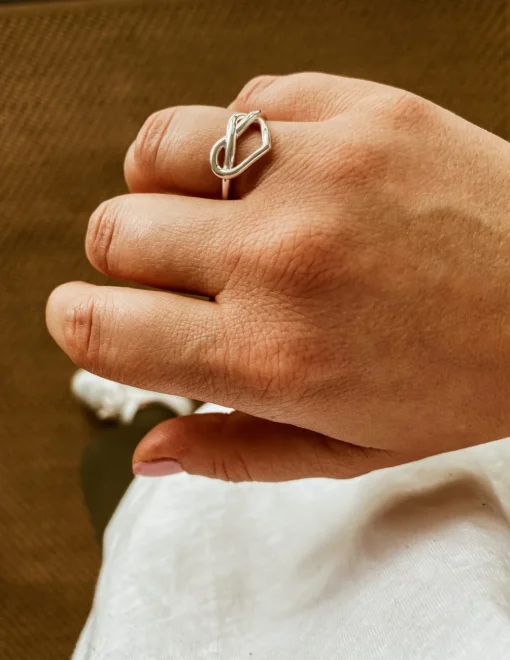 Anello Cuore Annodato COLORE ARGENTO Bianco