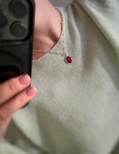 Medaglione Ovale Piccolo Rubino Africano Sfaccettato