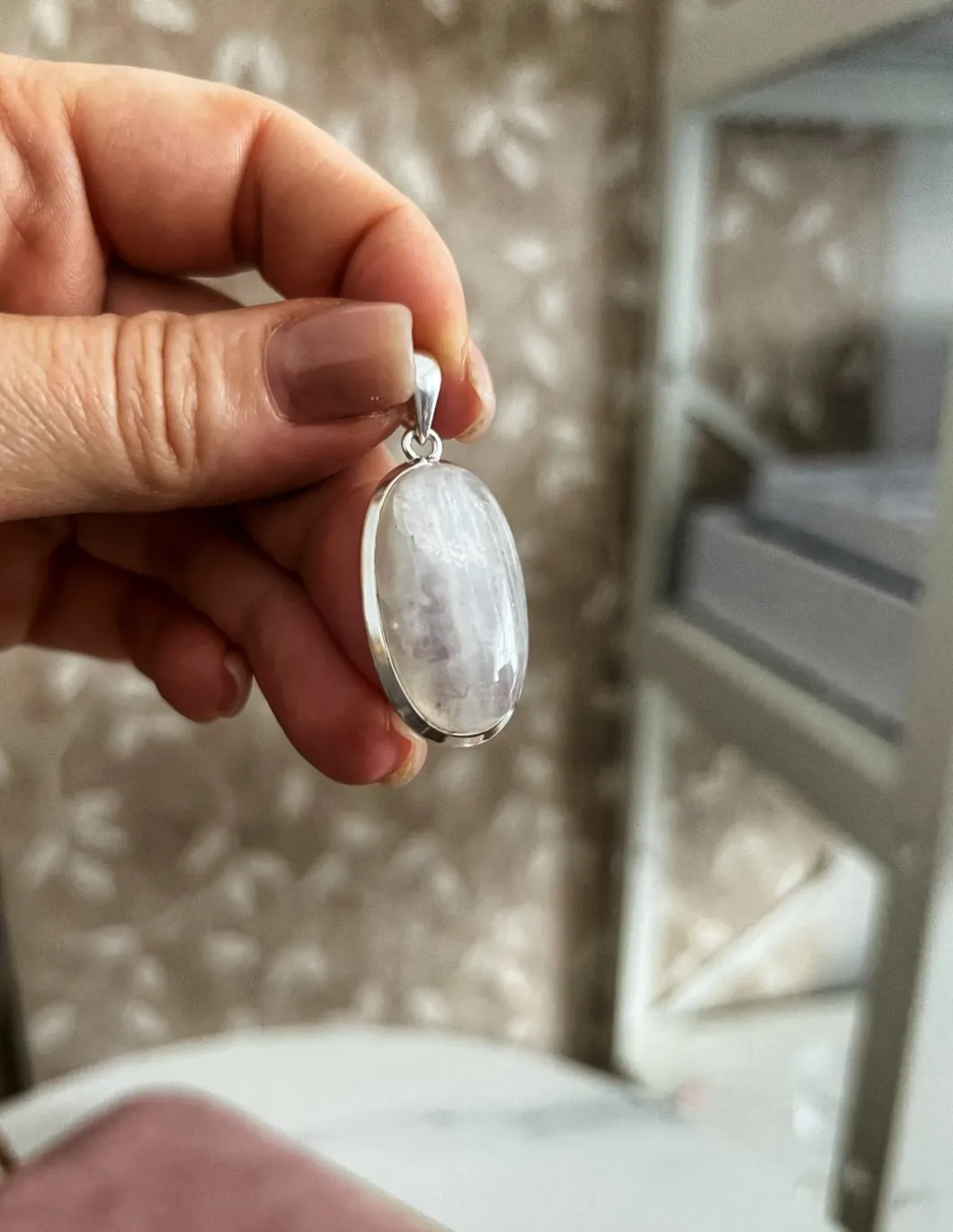 Medaglione Ovale Pietra di Luna 3,3 cm x 1,9 cm