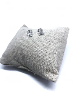 Monorecchino a Lobo con Lettera di Zirconi LETTERA lettera A