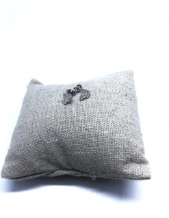 Monorecchino a Lobo con Lettera di Zirconi LETTERA lettera A