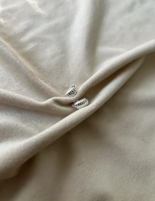 Orecchini Conchiglia COLORE ARGENTO Bianco